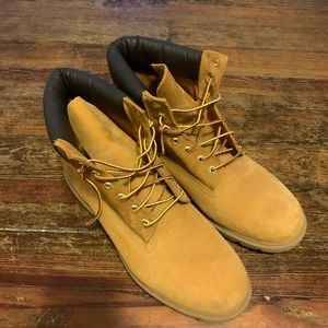 New Timberland boots size 13